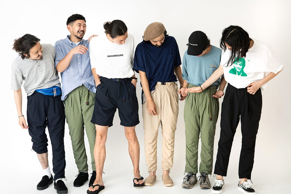 「ノンネイティブ」×「グラミチ」2021年春夏「WALKER EASY PANTS & SHORTS」