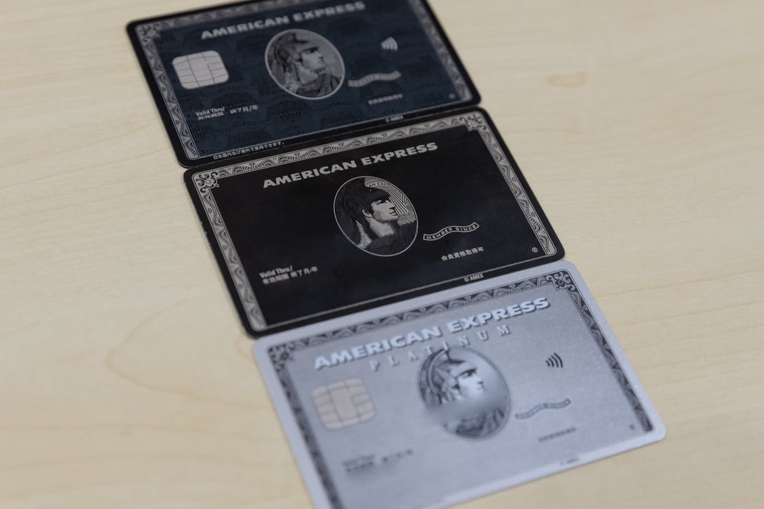 アメックス センチュリオン AMEX CENTURION ブラックカード 日本