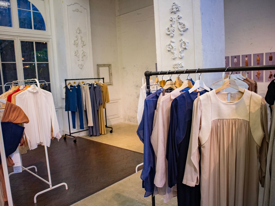 「フミエタナカ」2020年春夏シーズンの展示会の様子 Image by FASHIONSNAP