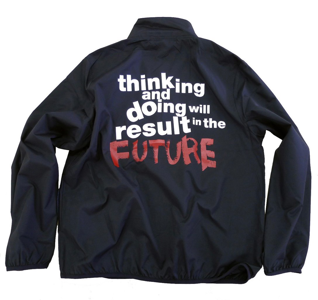 ウインドブレーカー(税別1万4,000円) Image by COMME des GARÇONS