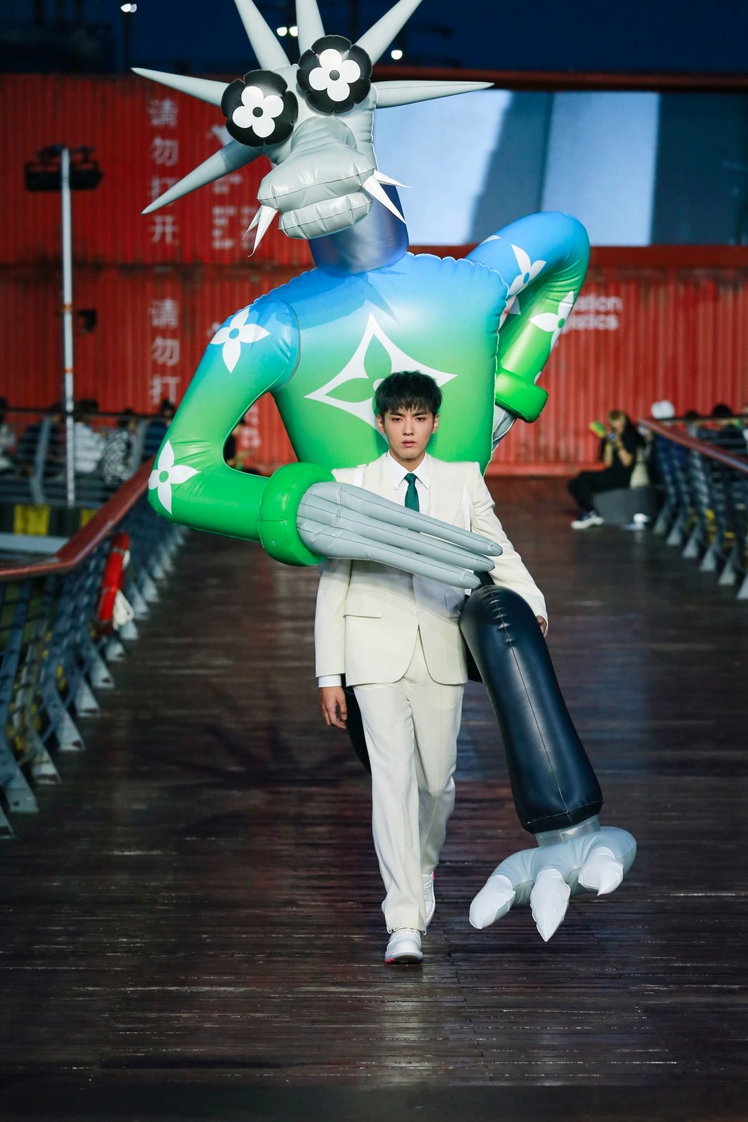 「ルイ・ヴィトン」2021年春夏メンズコレクション Image by LOUIS VUITTON