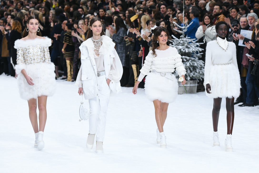 シャネル 2019-20年秋冬コレクションより Image by FASHIONSNAP