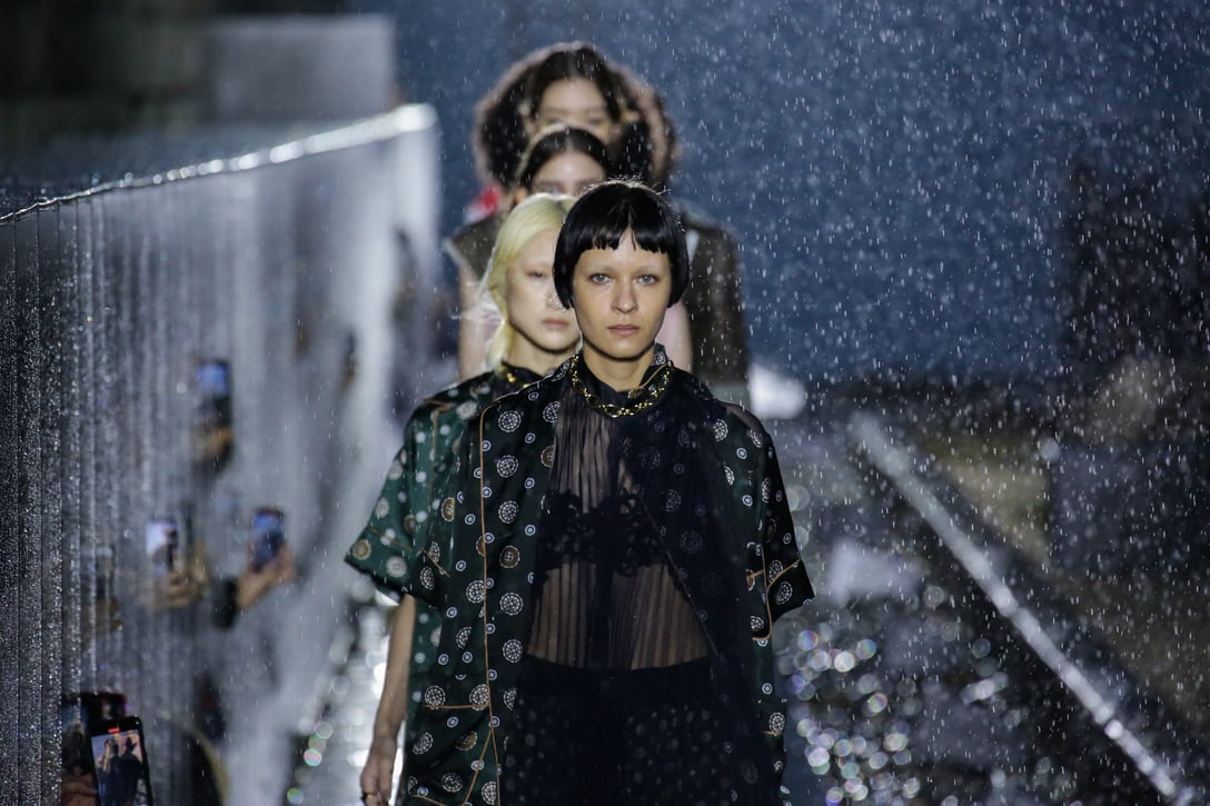 サカイ 2021年春夏コレクション Image by FASHIONSNAP