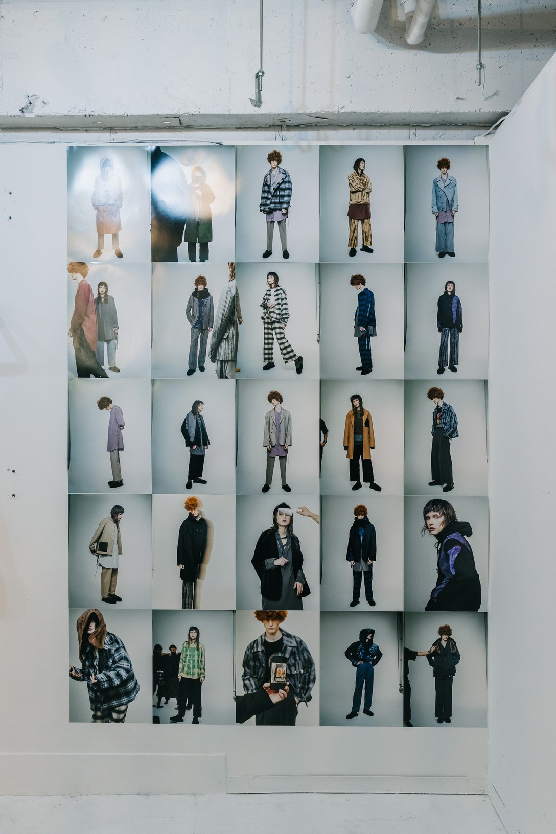 2021年秋冬コレクションのルックブック。東京ファッションウィークで配信した映像では、全く別の演出でコレクションを披露している
