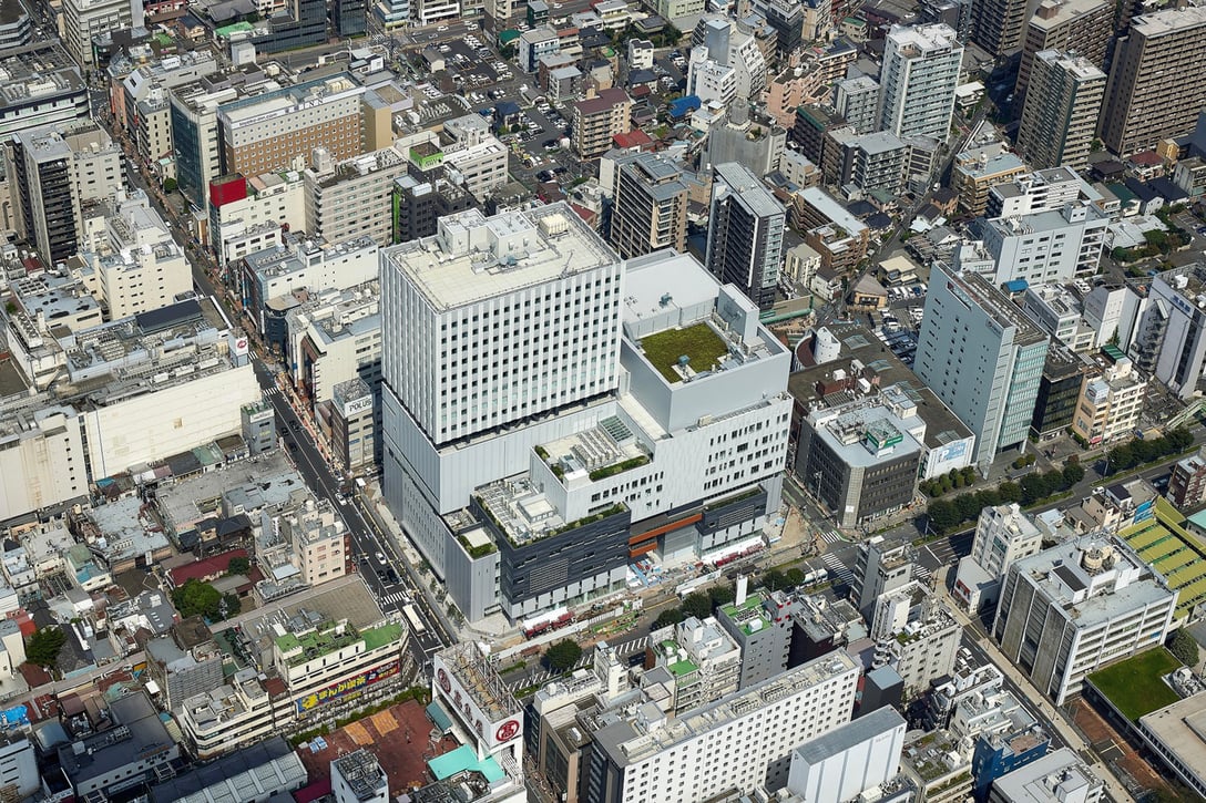 南西部上空から見た大宮門街 撮影:石黒写真研究所(2021年9月撮影)