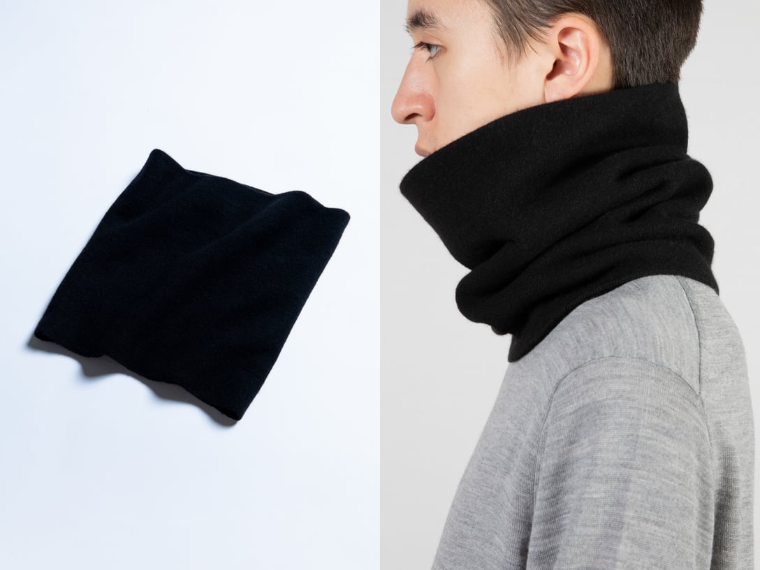 BABY CASHMERE EXTRA SNOOD（税込2万5200円） Image by FASHIONSNAP