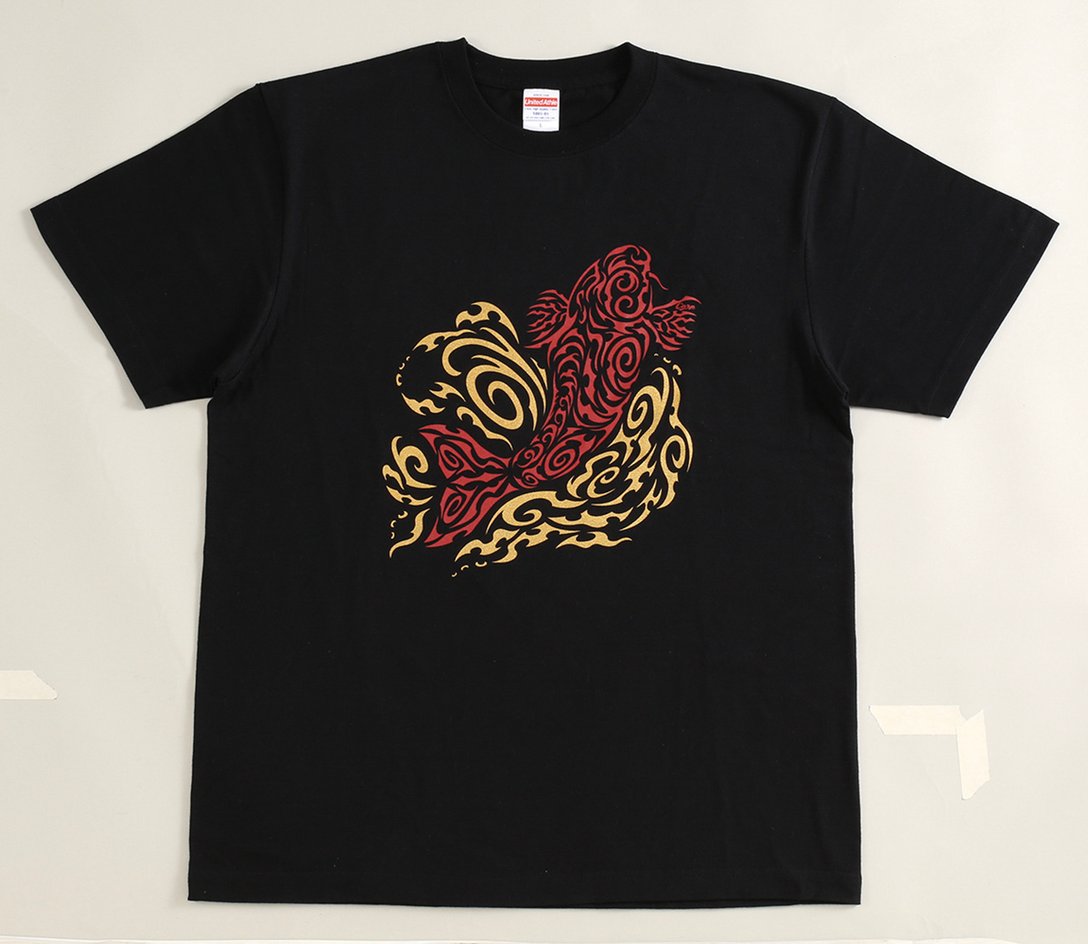 広島東洋カープ「鯉紋」Tシャツ