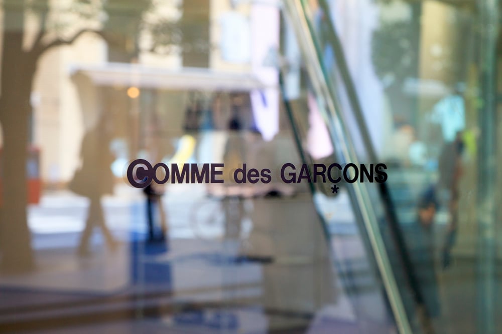 COMME des GARCONSのロゴ