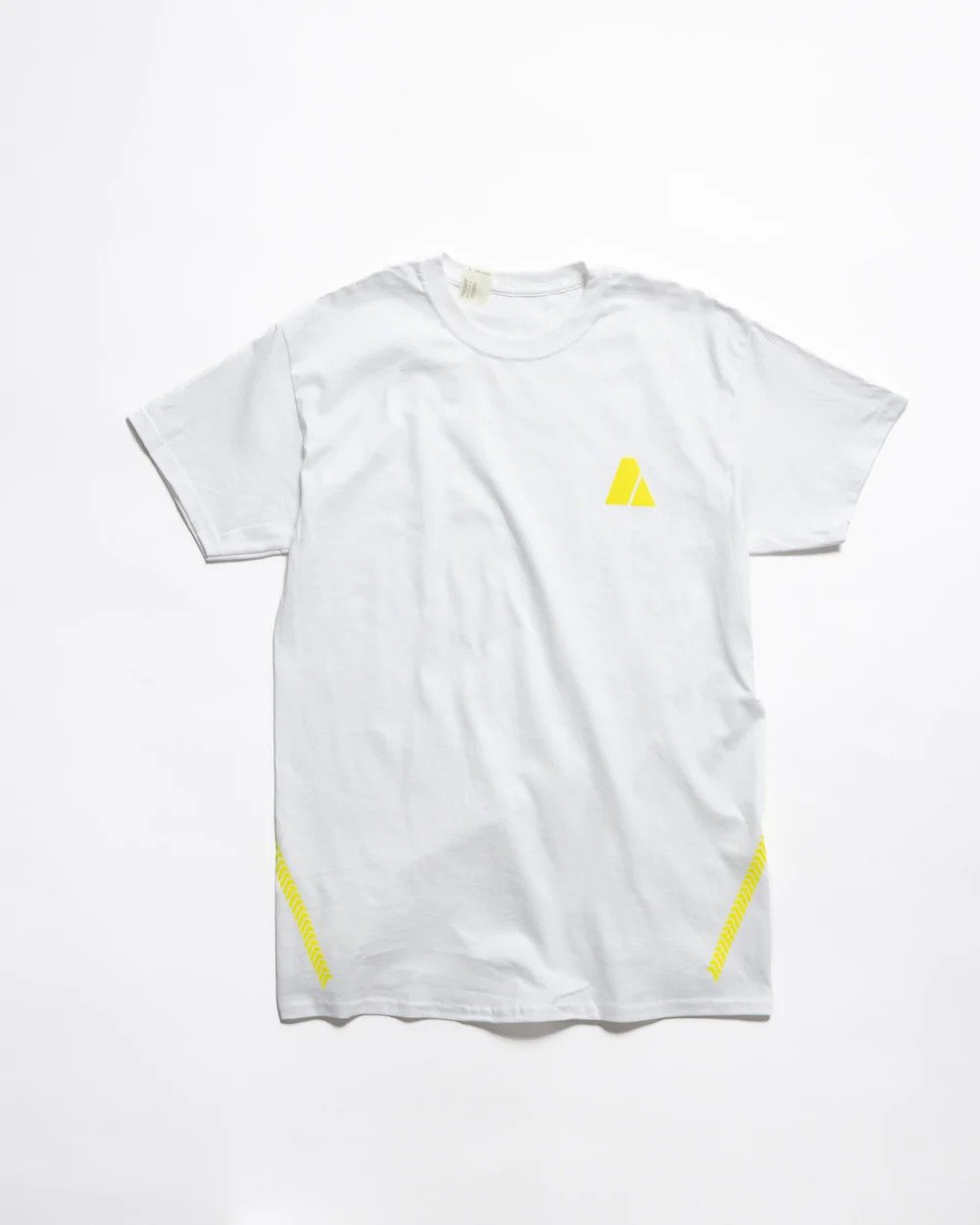 ハーフスリーブTシャツ（ホワイト）¥11,000→¥7,700