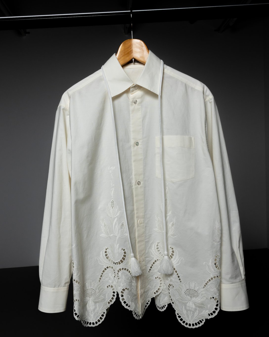 Cotton Embroidery Shirts（4万9500円→3万4650円）