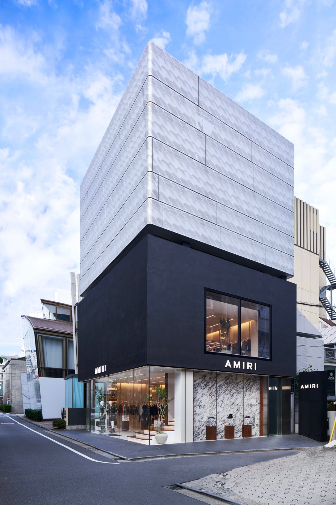 国内初の旗艦店「AMIRI TOKYO」 Image by アミリ