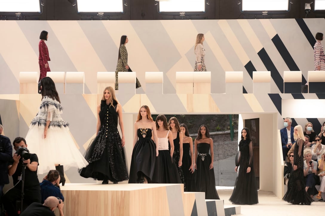 「シャネル」2022-2023年秋冬オートクチュールコレクション Image by CHANEL