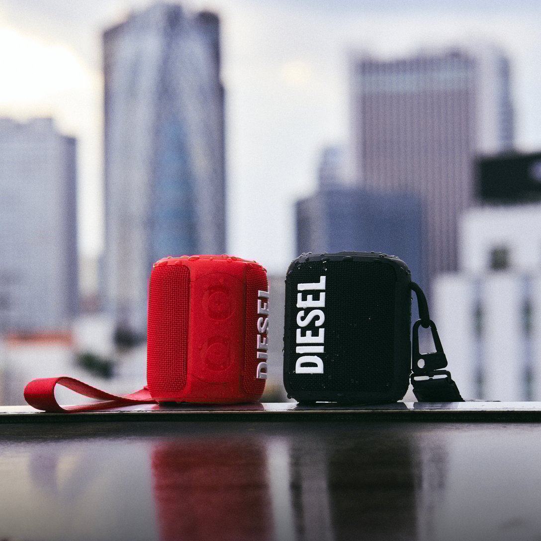 DIESEL Wireless Speaker Black(税込1万1000円) Image by DIESEL