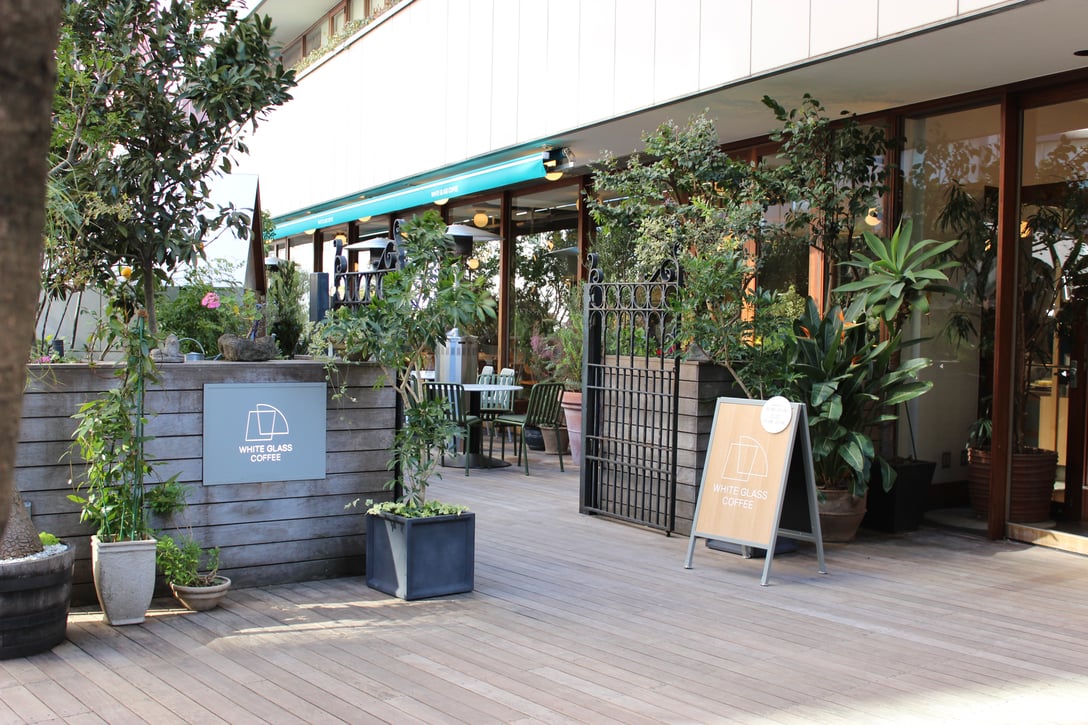 渋谷のカフェ「ホワイトグラスコーヒー」の外観
