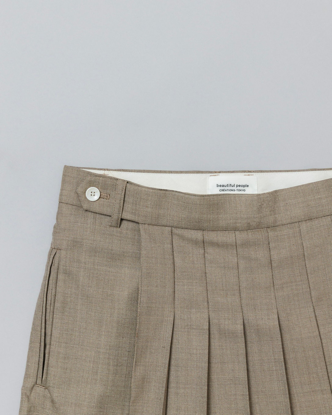Wool Silk Sharkskin Pleated Skirt Pants（5万9400円）
