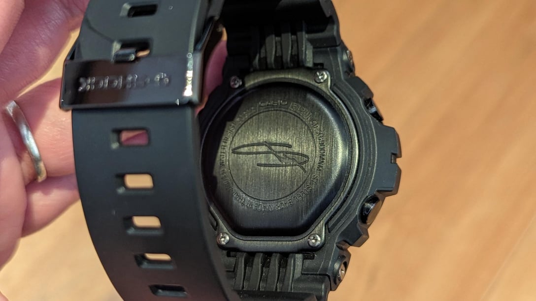 消費税無し ＧSHOCKコムサデモードコラボ 腕時計(デジタル