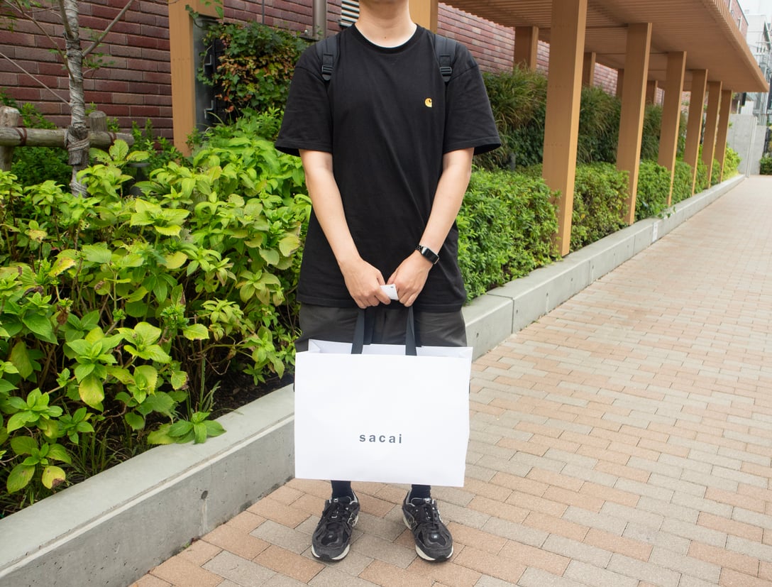 カラーブラック黒１　sacai × Carhartt WIP Tシャツ　黒　サカイ　新品