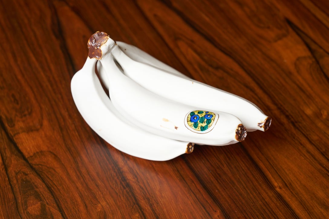 白いバナナをモチーフにしたアイテム
