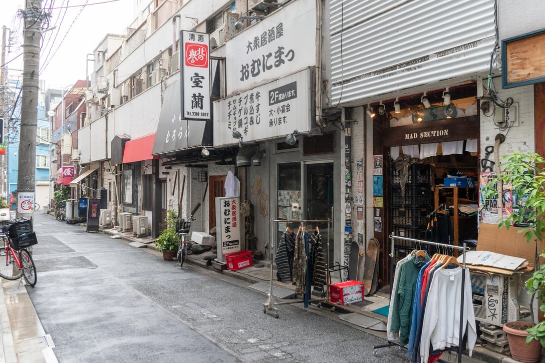 高円寺の路地