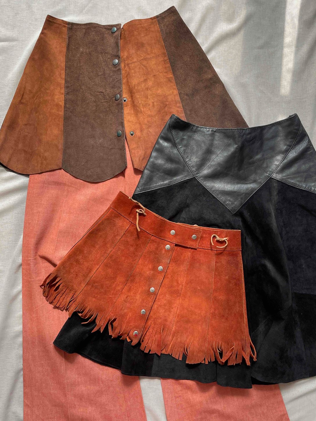 1960〜70's Vintage Suede Mini Skirts