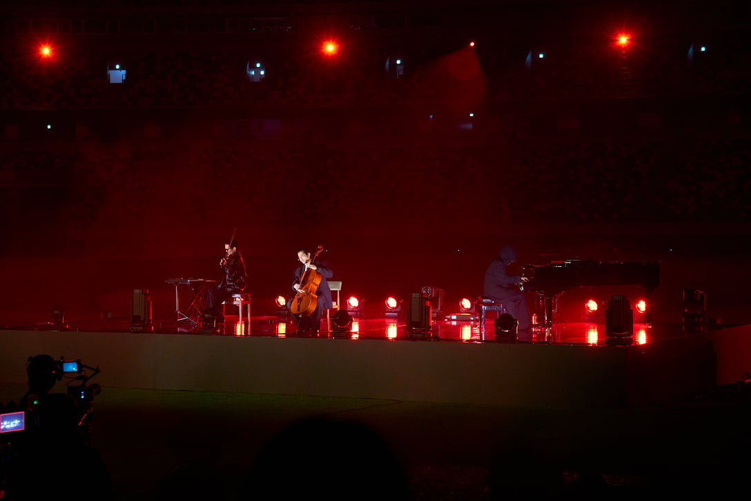 常田大希×常田俊太郎×宮川純のライブパフォーマンス