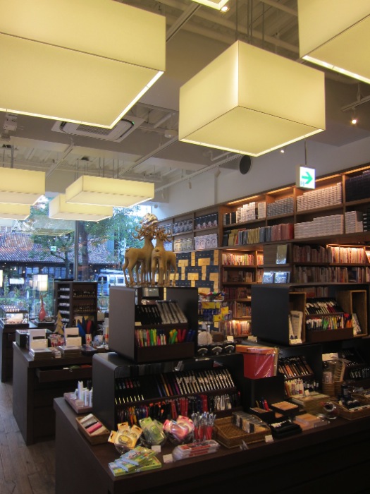 【紅夜】ひとつ房　ガラスペン　代官山蔦屋書店コラボ 紅夜様専用】ひとつ房 ガラスペン 代官山蔦屋書店コラボ （紅夜