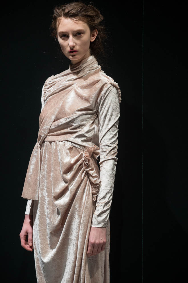 z_akikoaoki_2017aw_016.jpg