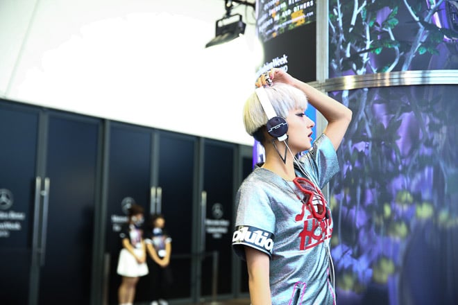 中川 友里