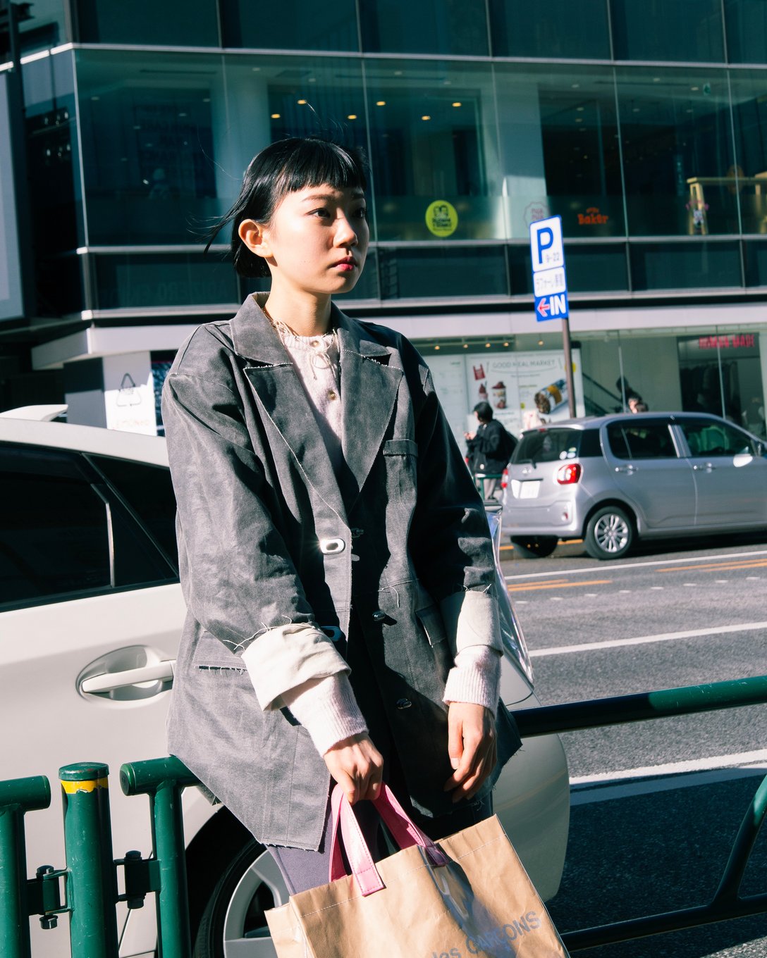 足立 桃子