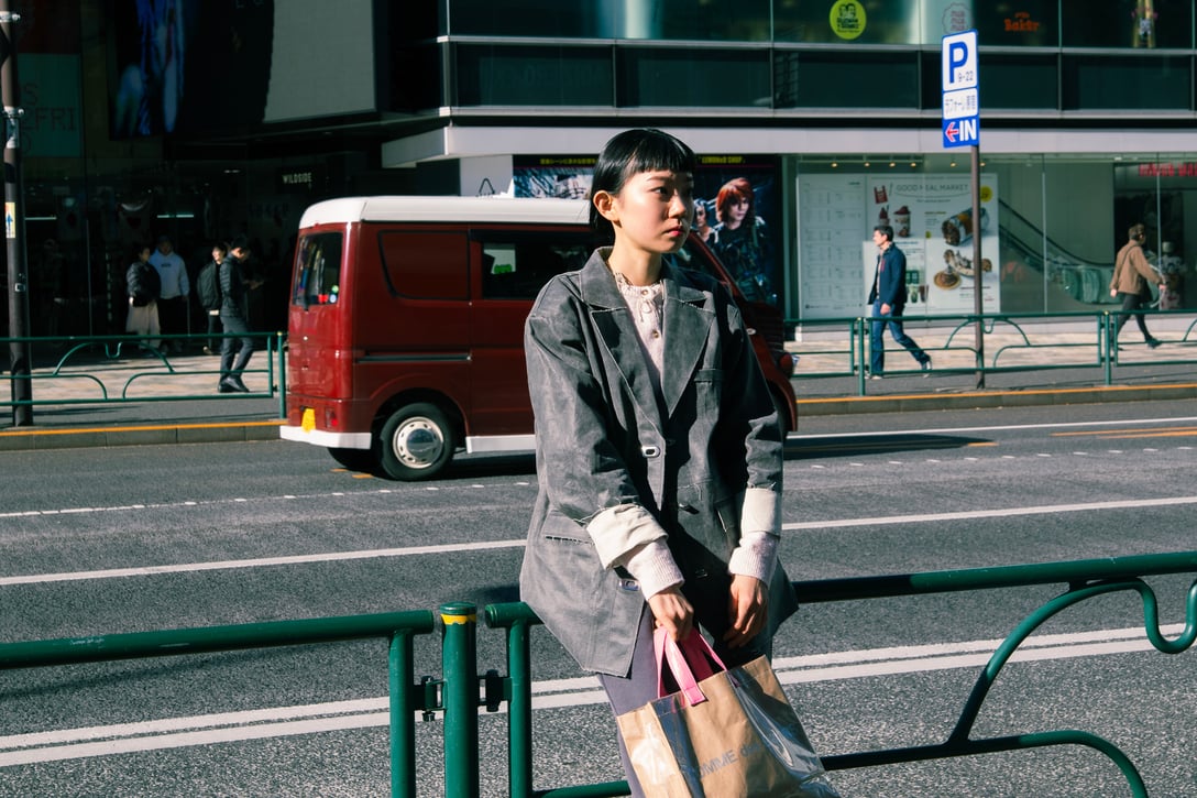 足立 桃子