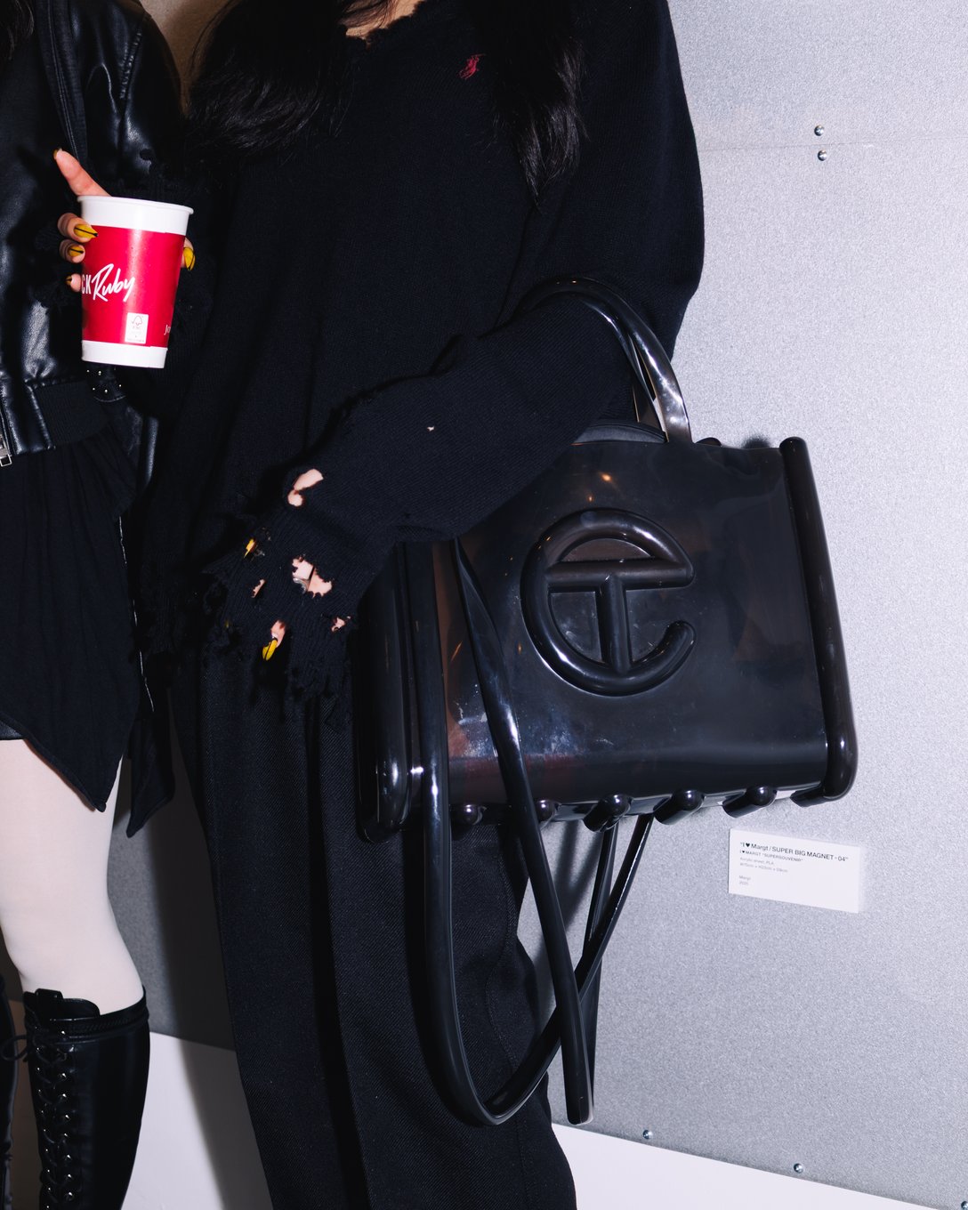 Amika_rdashian/Gizmo