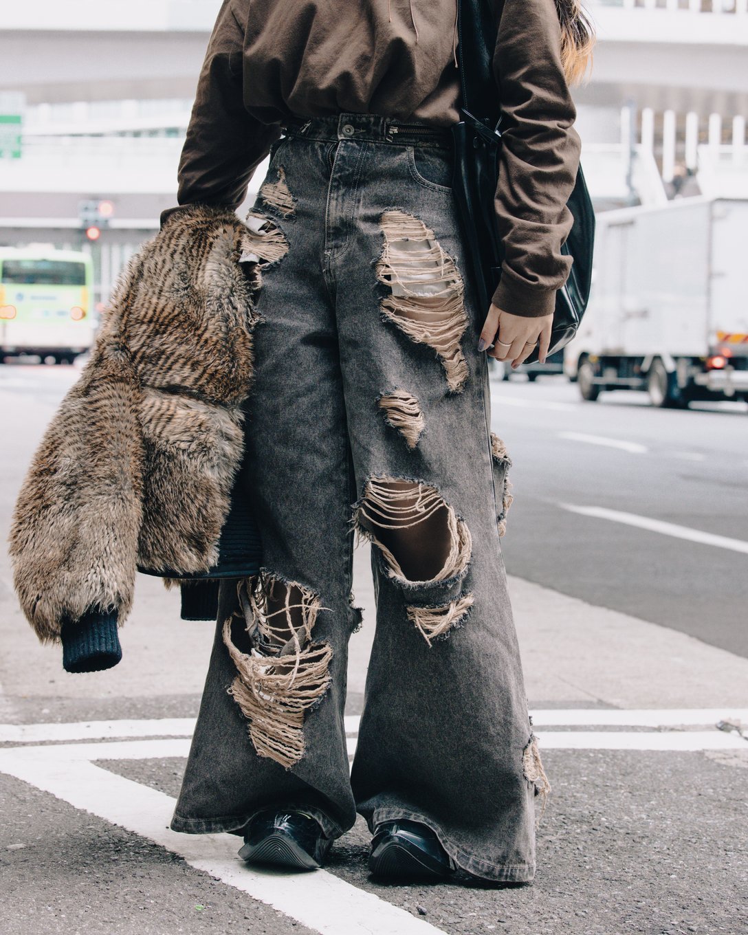 Hitomi／小森リオ