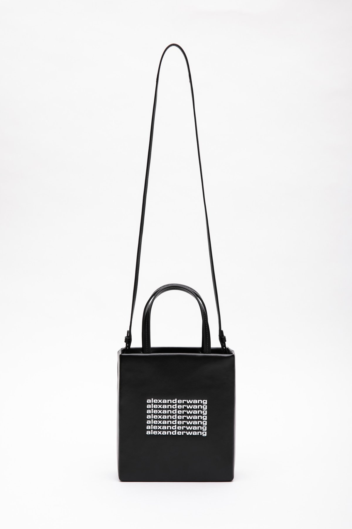 売切大幅値下げ AlexanderWangクラッチバッグ | www.stylos.com.br