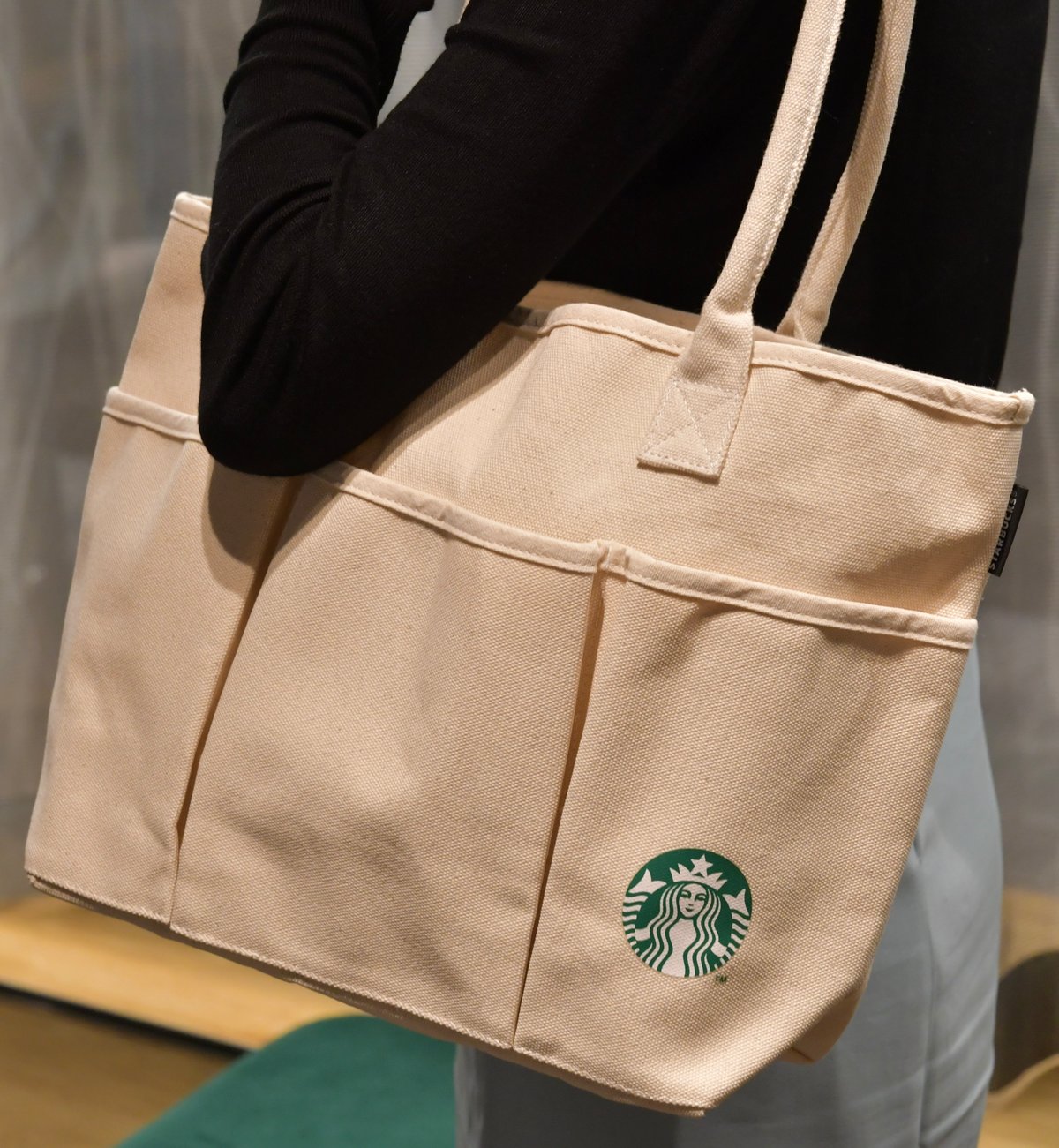 スタバ2021年の福袋はオンラインのみで展開、店頭での販売は行わず