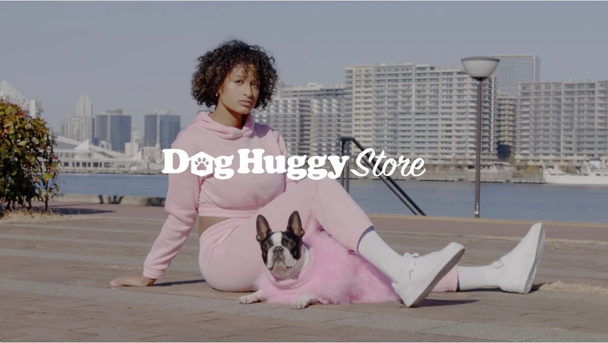 犬のファッションECストア「DogHuggy」のヴィジュアル