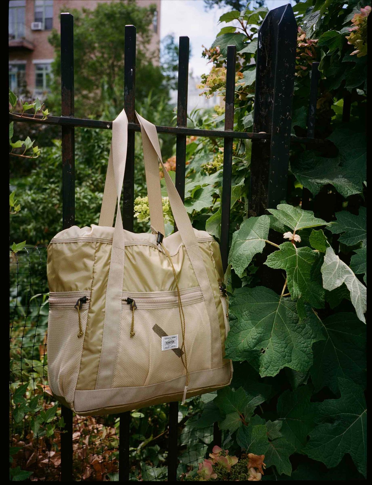 ポーター×サタデーズ ニューヨークシティ、メッシュ素材のバッグ2型発売