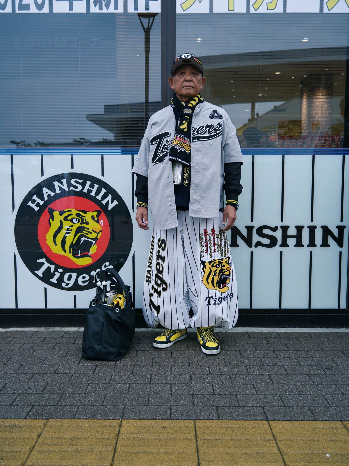 パレス スケートボード 大阪旗艦店 外観