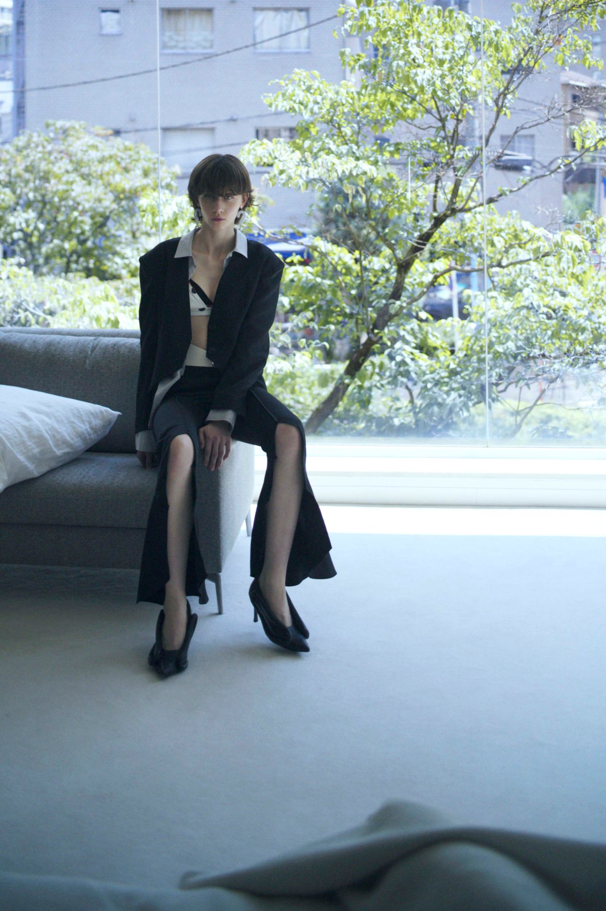 女性