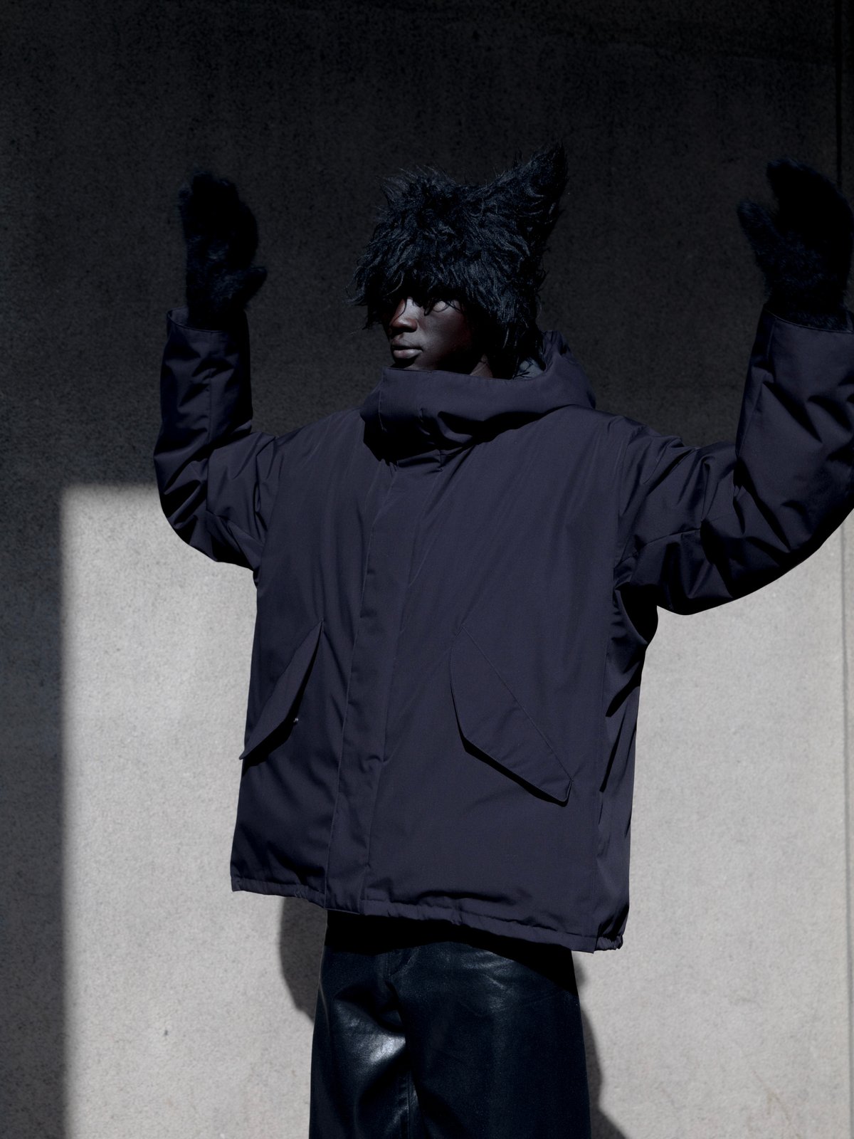 老舗日本メーカー「ザンター」とコラボしたラッド ミュージシャンのブランド初のダウン