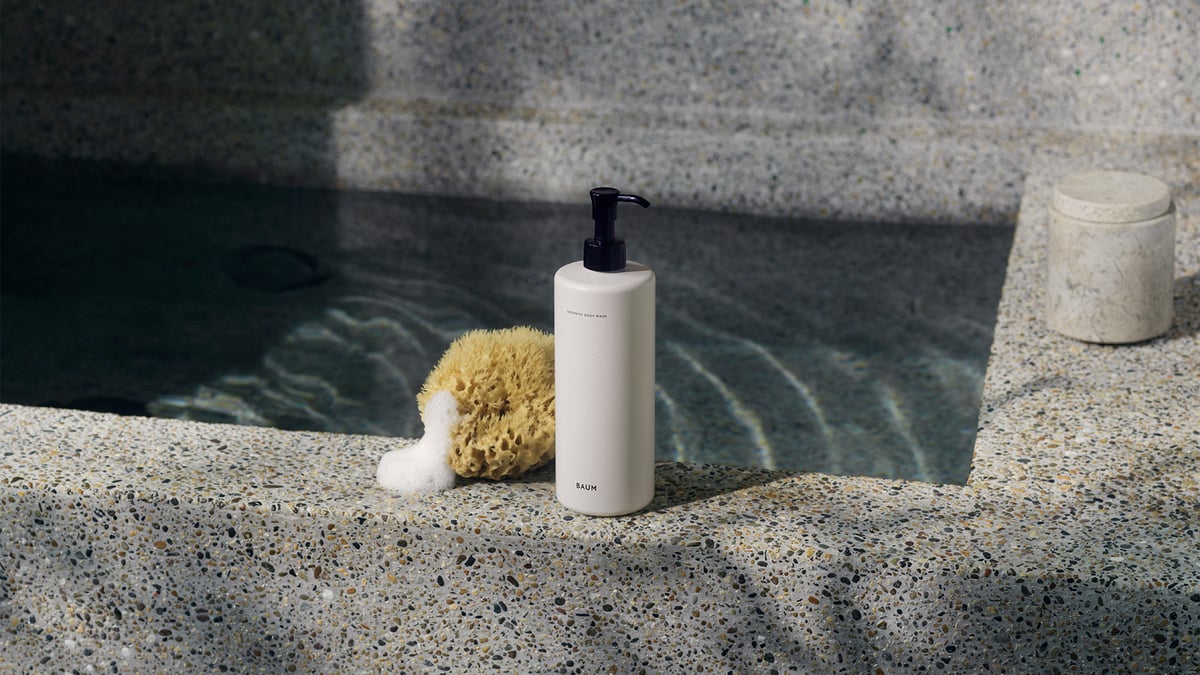 白いパッケージのボディソープ