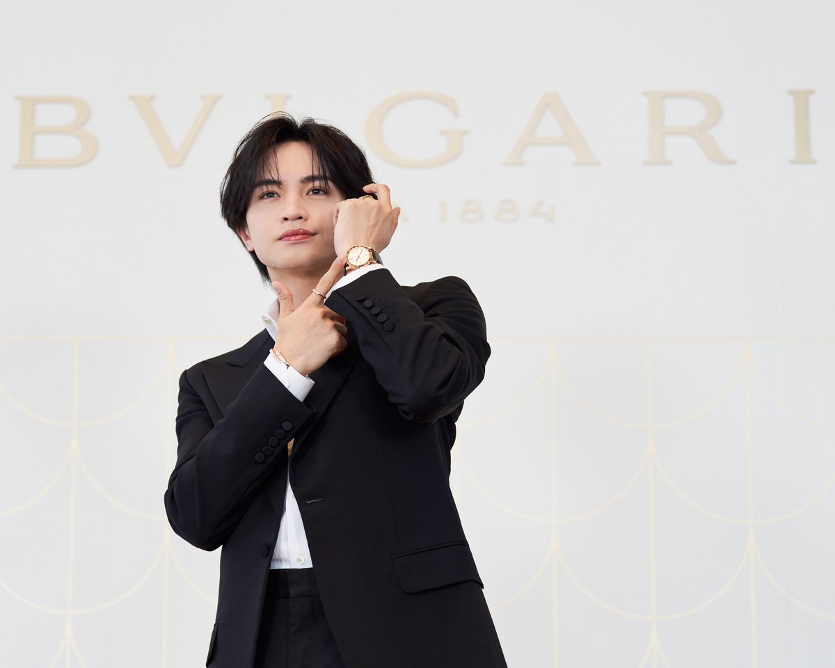 ブルガリのアンバサダーに就任した中島健人