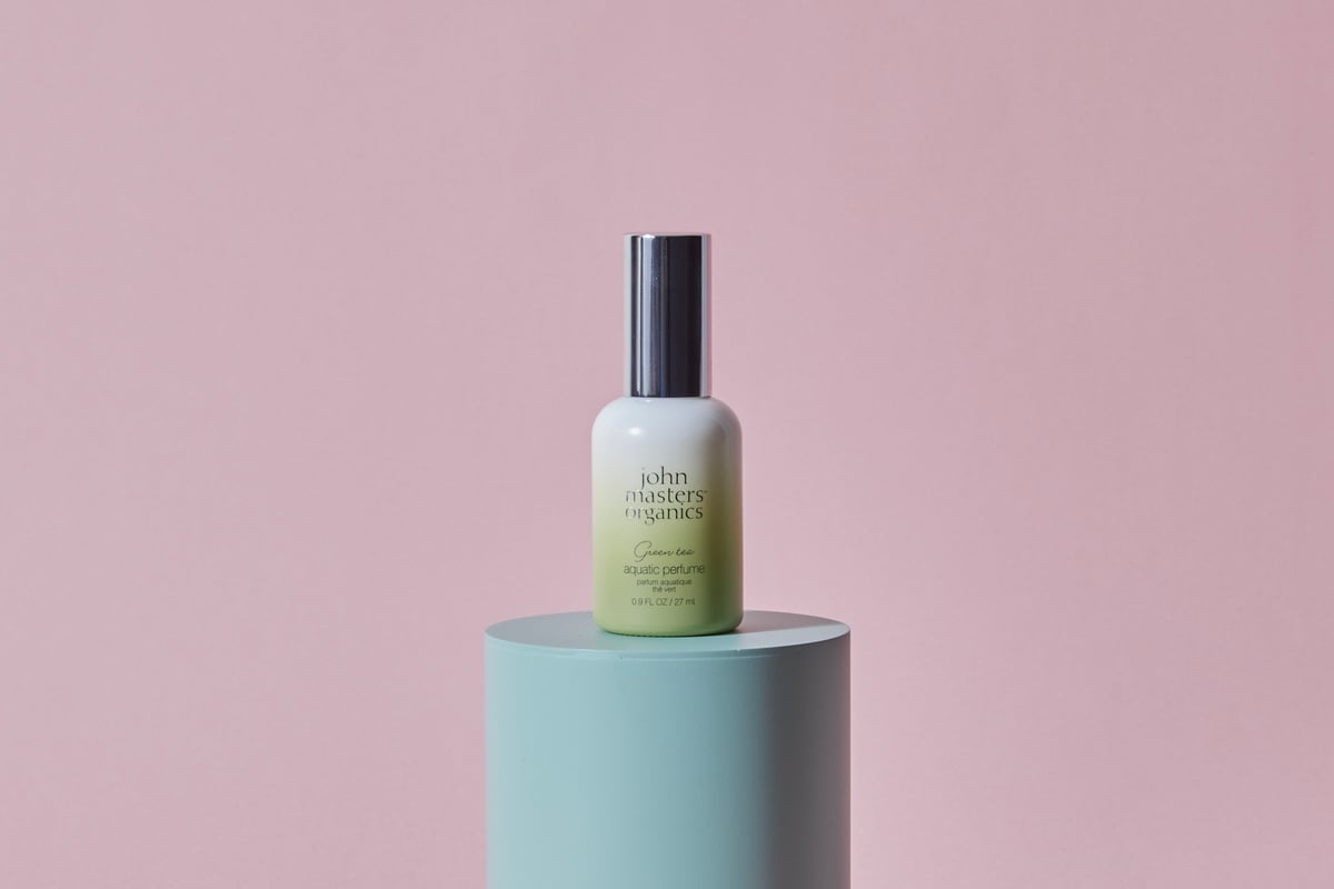 ジョンマスターオーガニックのグリーンティ水性フレグランスビジュアル画像