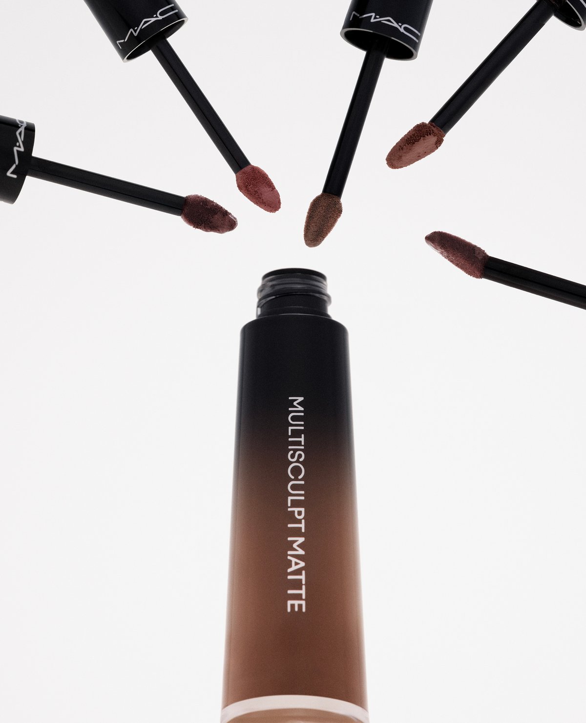 M·A·Cリキッドシェーディング新色ビジュアル画像