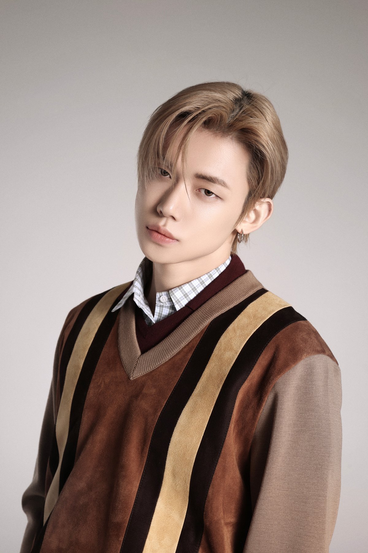 ヨンジュンの人物画像