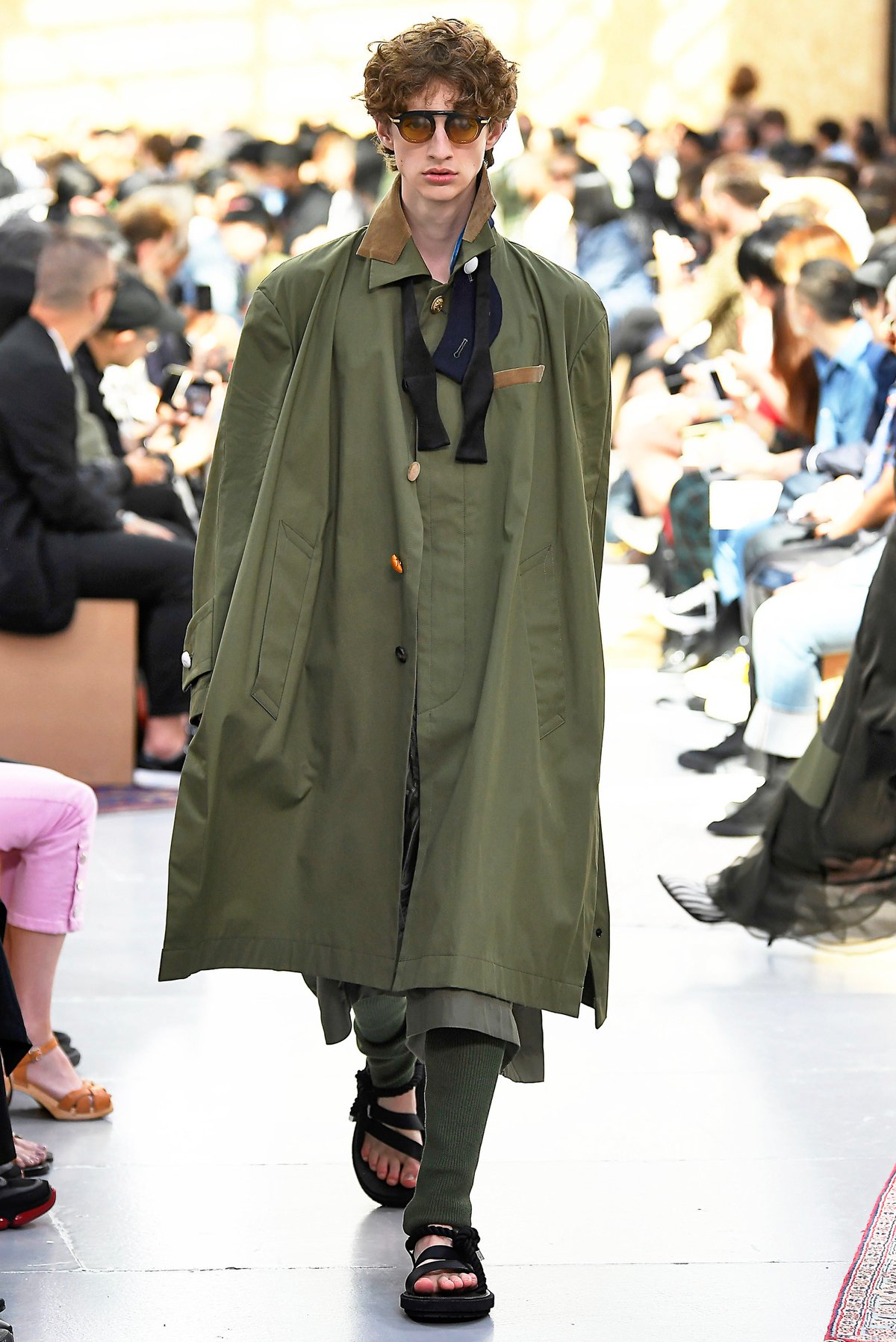 sacai 2019年春夏オートクチュール | パリ | 画像57枚 - FASHIONSNAP