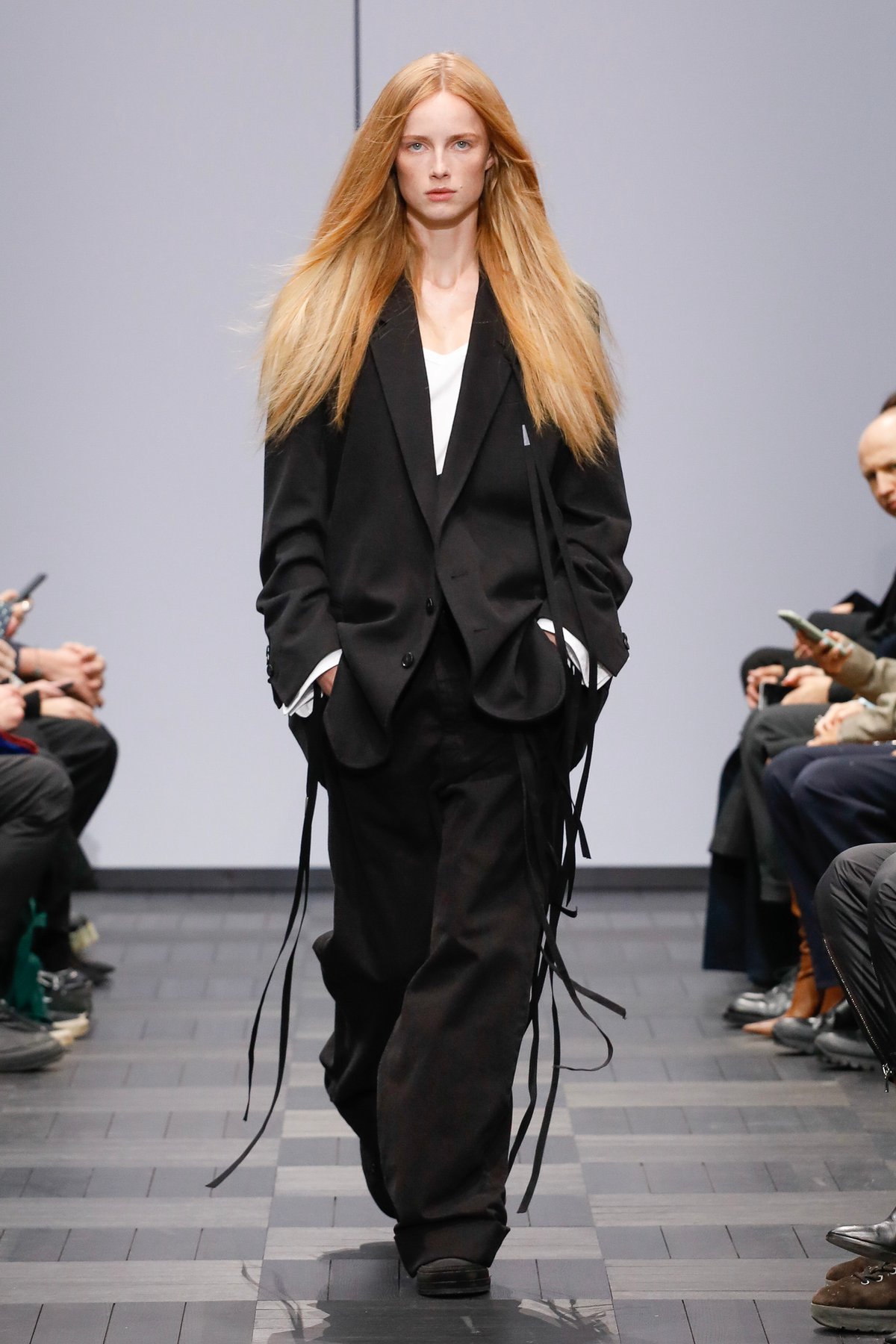 ANN DEMEULEMEESTER 2022年春夏