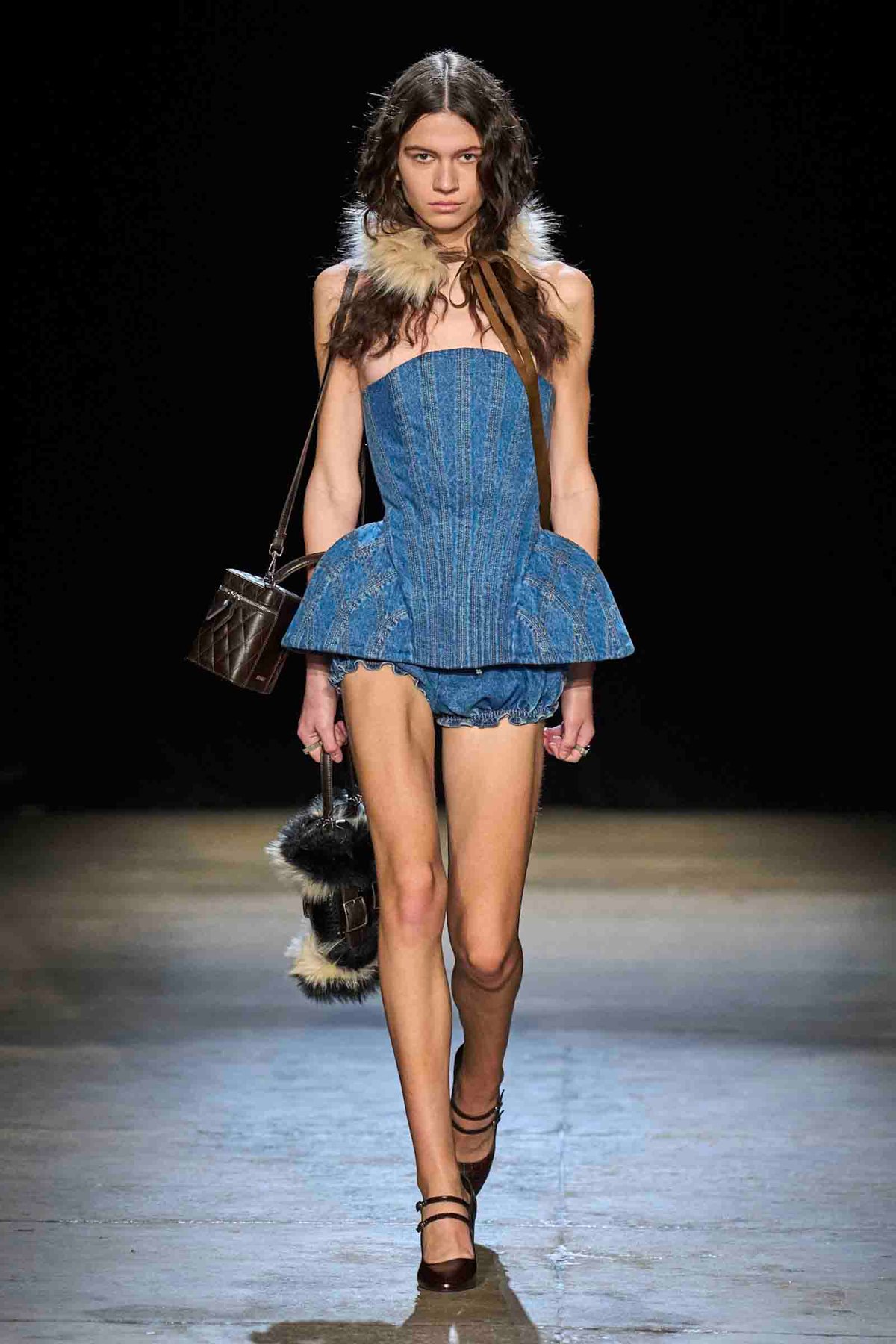 AKNVAS 2026年秋冬