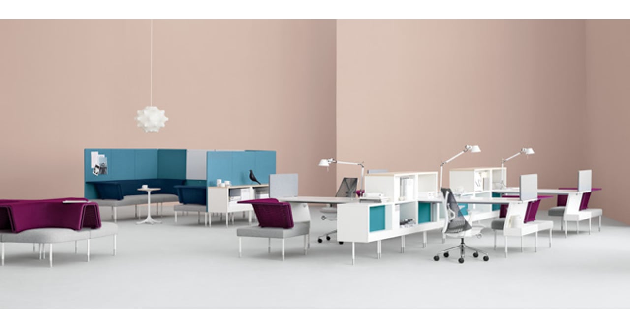Hermanmiller(ハーマンミラー)のイヴ･ベアールデザインのパブリックオフィスランドスケープ 3人掛けソファ。リビングオフィス＝生きているオフィスを体現する人間工学に基づいたソーシャルチェア♪ Hermanmiller(ハーマンミラー)のイヴ・ベアールデザインのパブリック