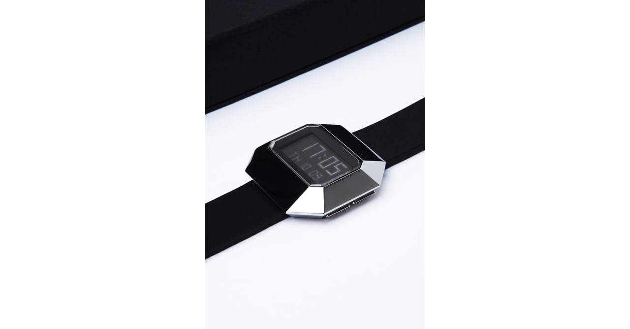Lo Res Silicon Watch/UNITED NUDE 腕時計 UNITED NUDE（ユナイテッドヌード）の「UNITED NUDE 『Lo Res Silicon