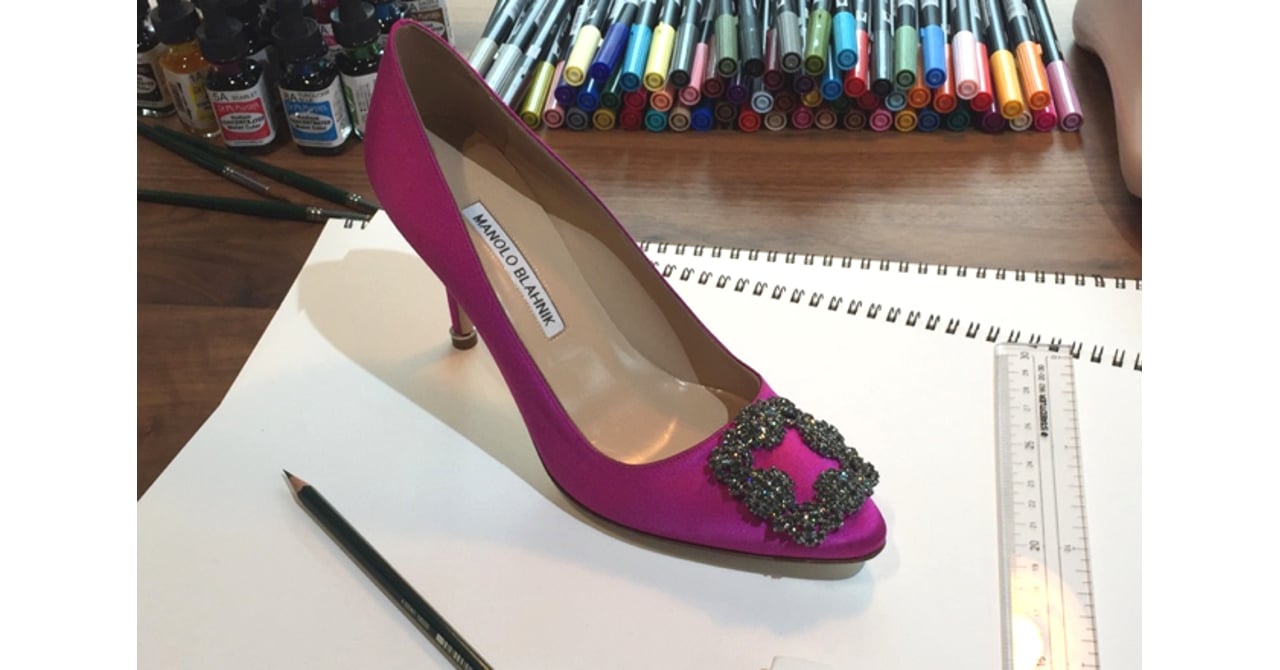 美品 MANOLO BLAHNIK マノロブラニク パープル パンプス 36 マノロ ブラニク“上品パープル＆ブルー”のバックル付きパンプス